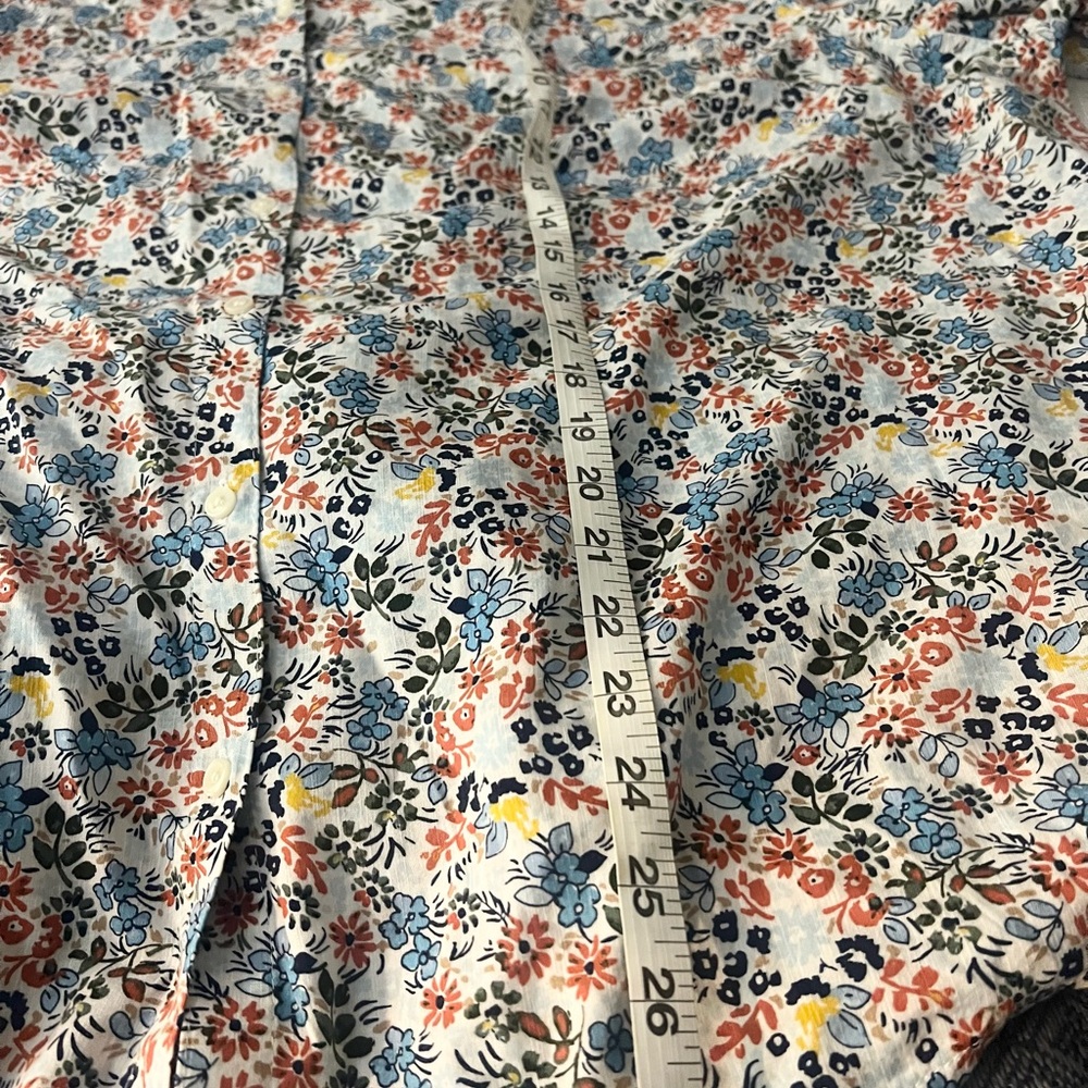 St. John's Bay Multicolor Floral Blouse 2x Button Up Long Sleeve Blue Green Ivor - Picture 16 of 16